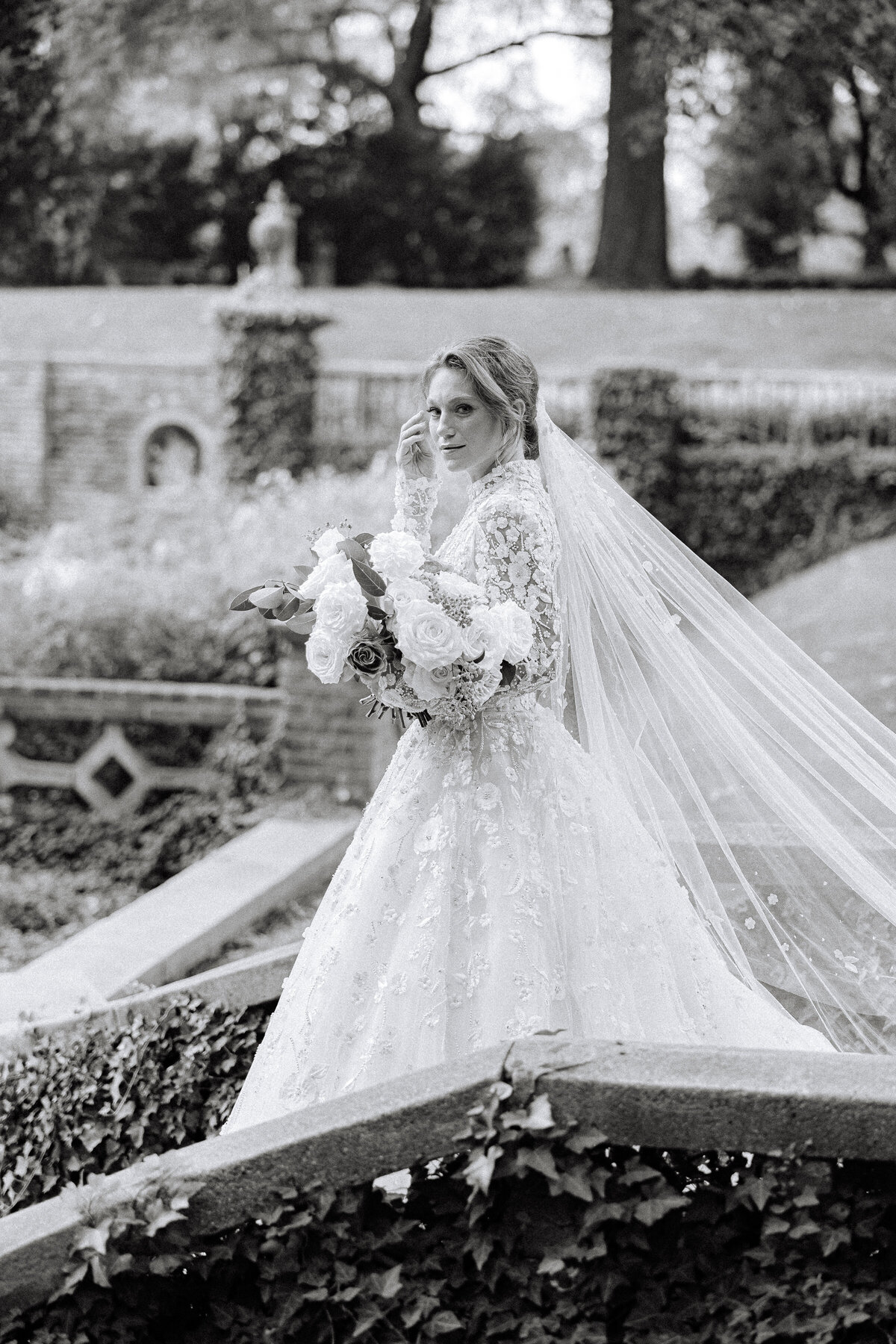 virginia house wedding editorial portraits-76