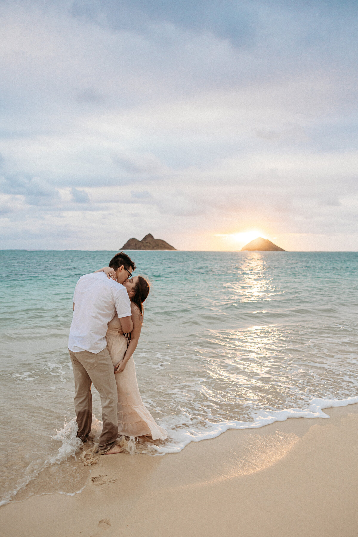 Lanikai-Beach-Maternity-Photos-41