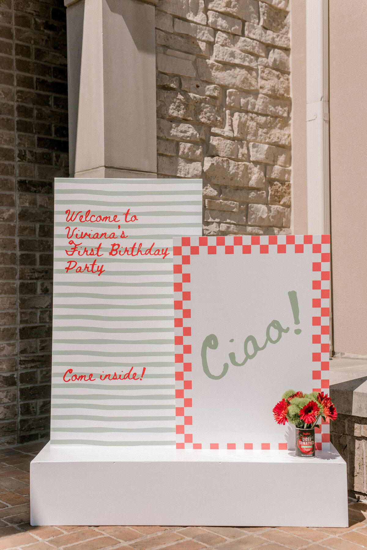 custom-event-decor-741