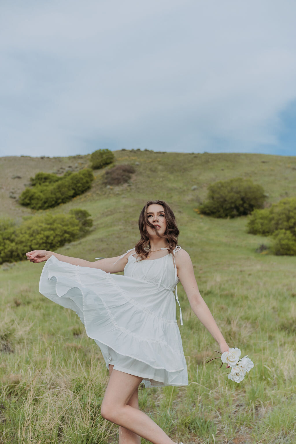 Joyce Li Photography Destination Wedding Elopement Engagement Lifestyle Portrait Photographer West Coast Seattle Washington California TunnelSpringsPortrait-6