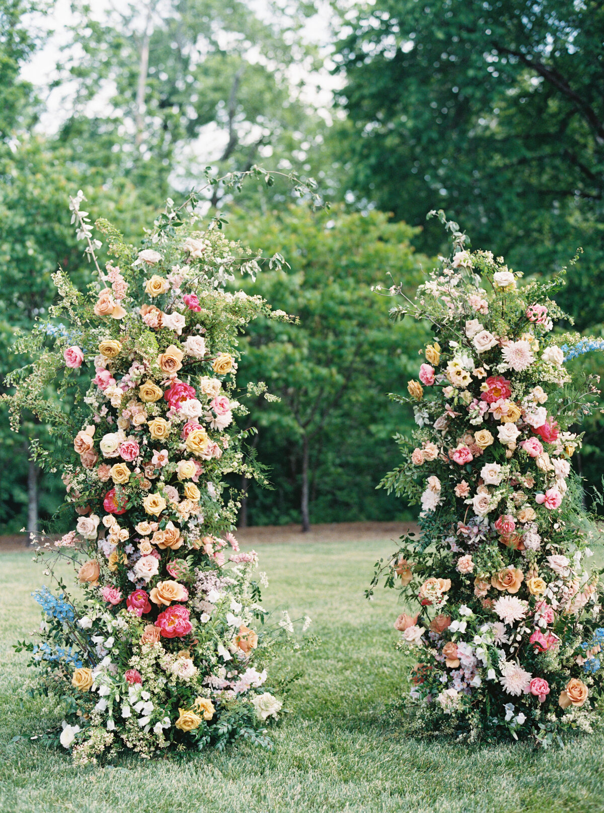Sarah Rae Floral Designs Wedding Event Florist Flowers Kentucky Chic Whimsical Romantic Weddings14
