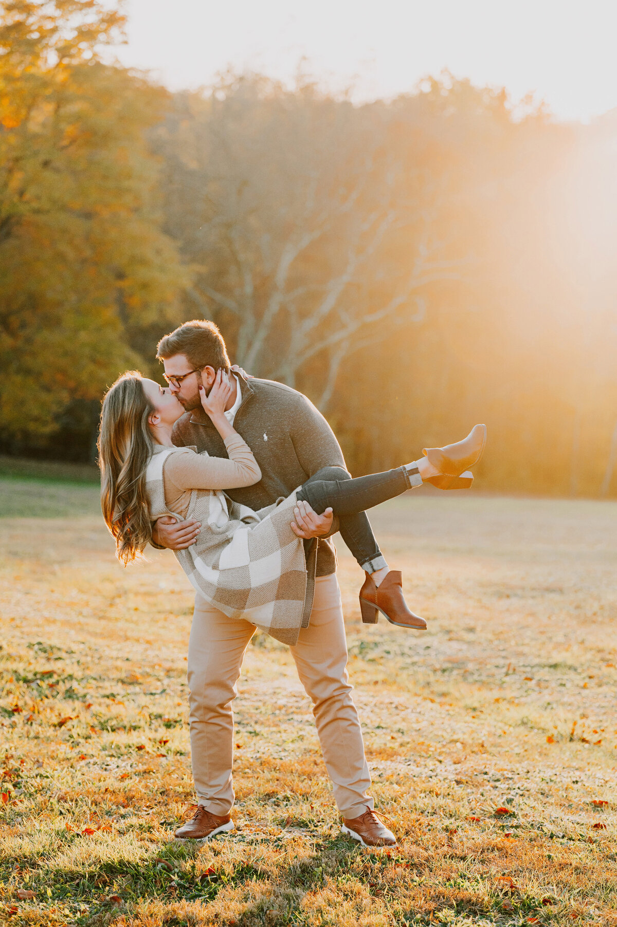romantic sunset pittsburgh engagement pics