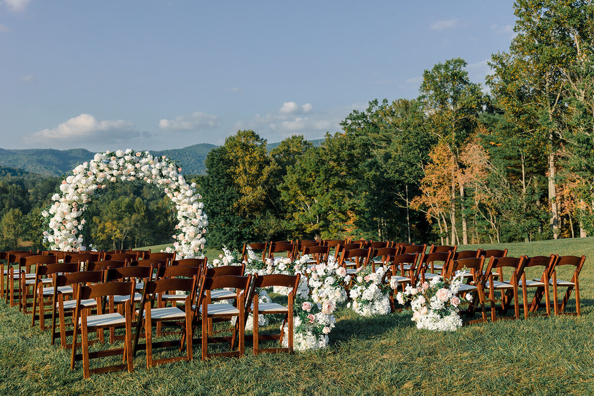 Pixels and Wood Creative_The Shiloh_Him Her Photo_Floral Circle Arch_North Carolina Wedding_Ceremony-12