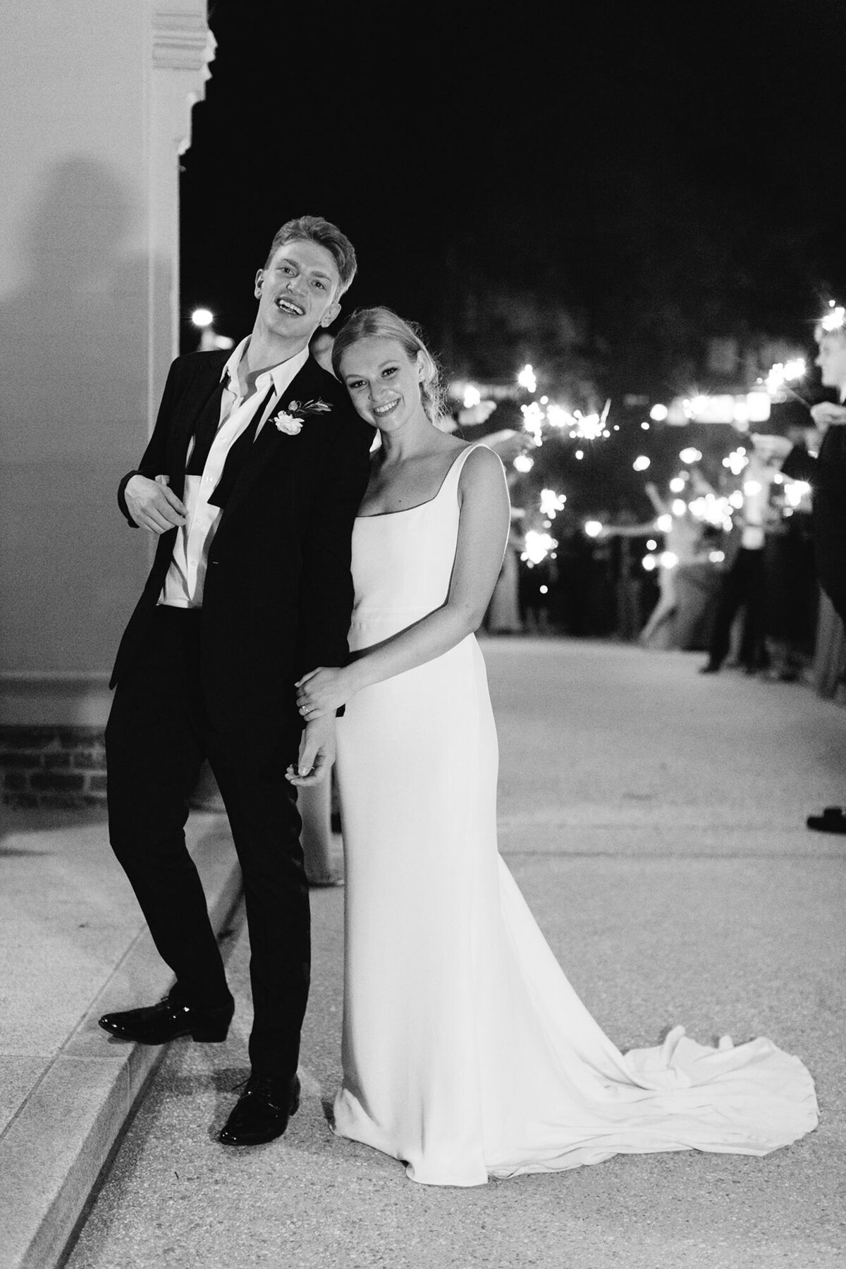 105ally-bobby-photography-fine-art-wedding-carolina-inn-film