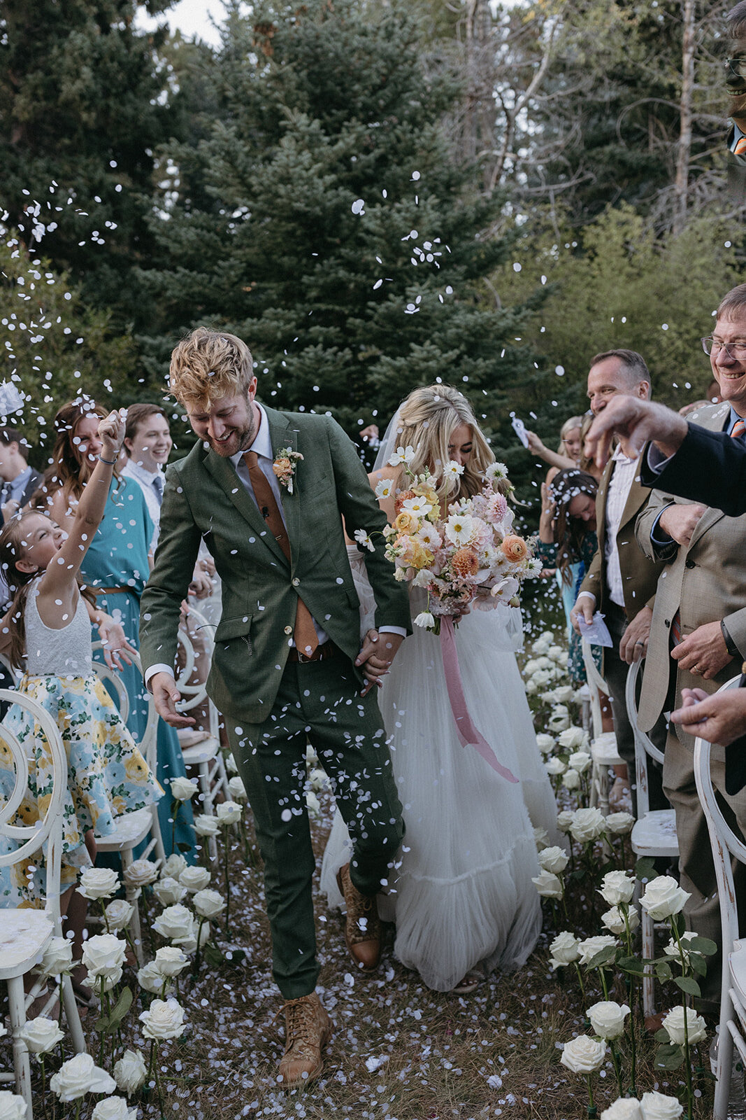 evergreen-colorado-colorful-wedding-photography-rachel-artime-photo-9572