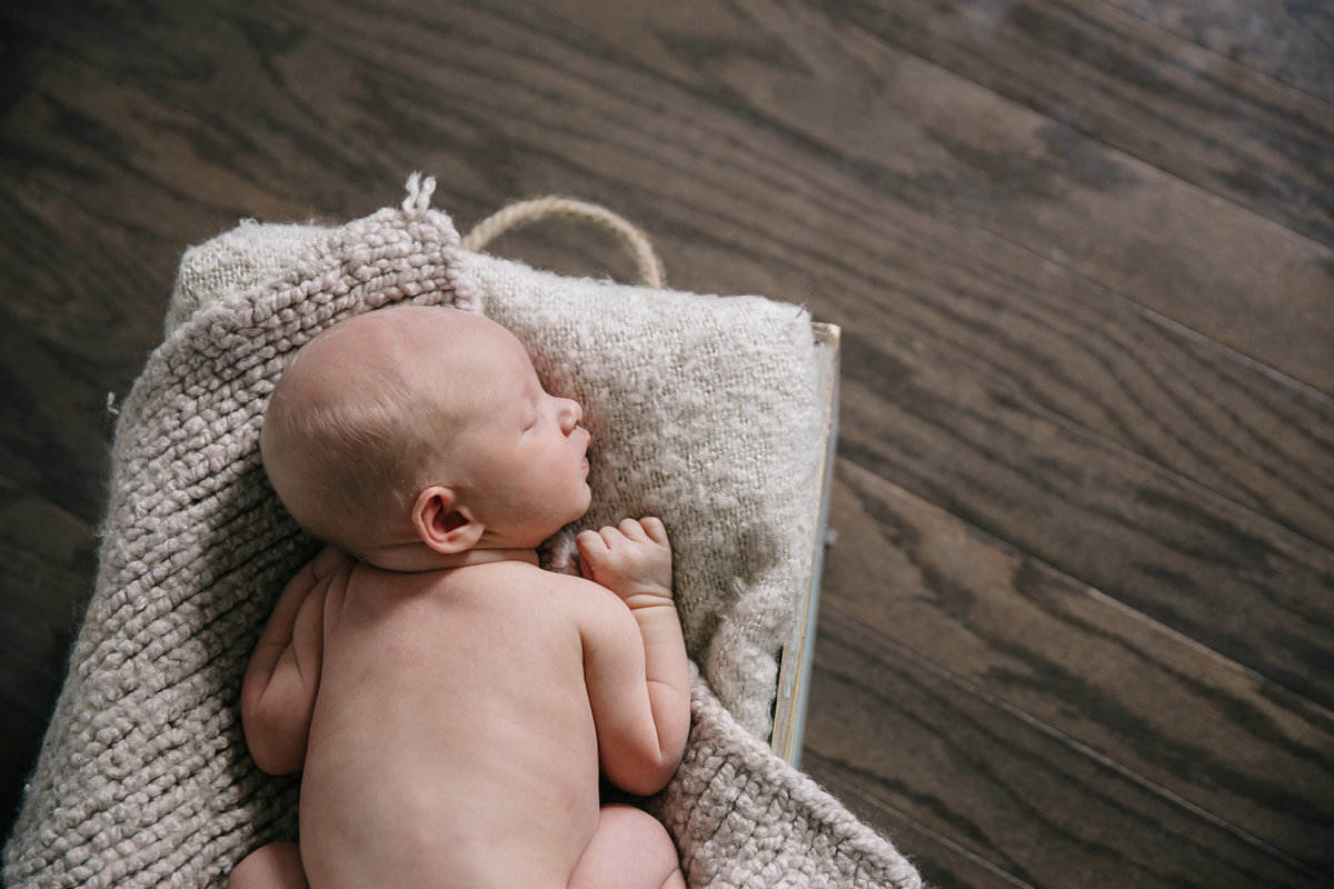 raleigh-newborn-photographers-evan-2613