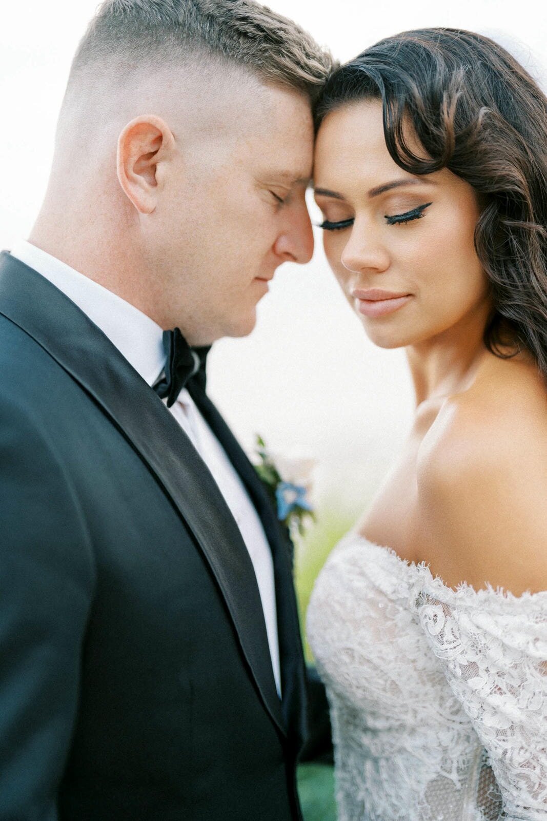 W9-Wedding-Photos-The-Pearle-Burlington-Lake-Ontario-Stephen-and-Oksana-2024-09-29-2500px-1181