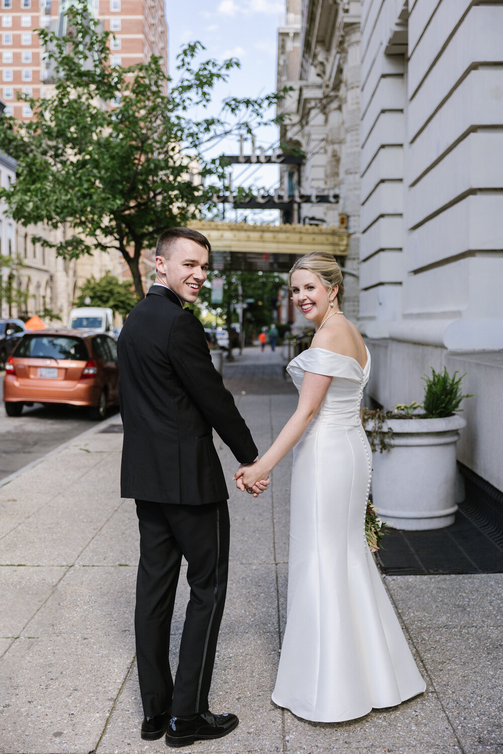 urban-row-photo-the-belvedere-baltimore-wedding-photographer-24