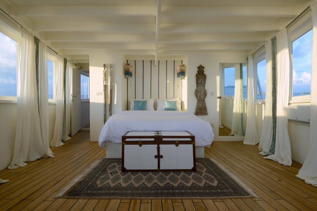Luxury Yacht Charter Indonesia alexa_2138 copy