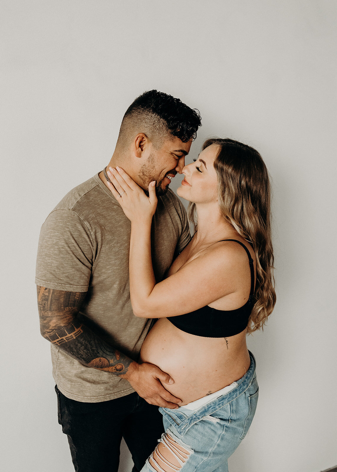 couples maternity session casual style