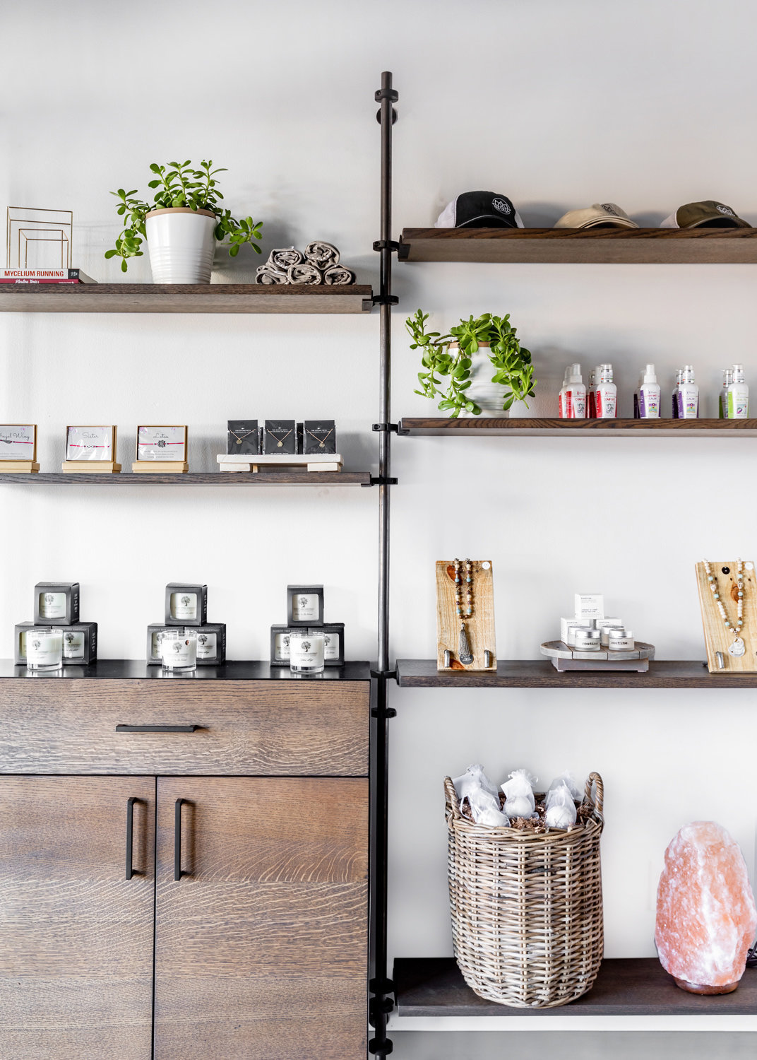 Dominique-DeLaney-Lotus-Soul-Juice-Bar-Wellness-Cafe-Design-18
