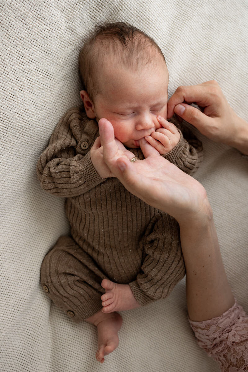naturel newborn foto in studio