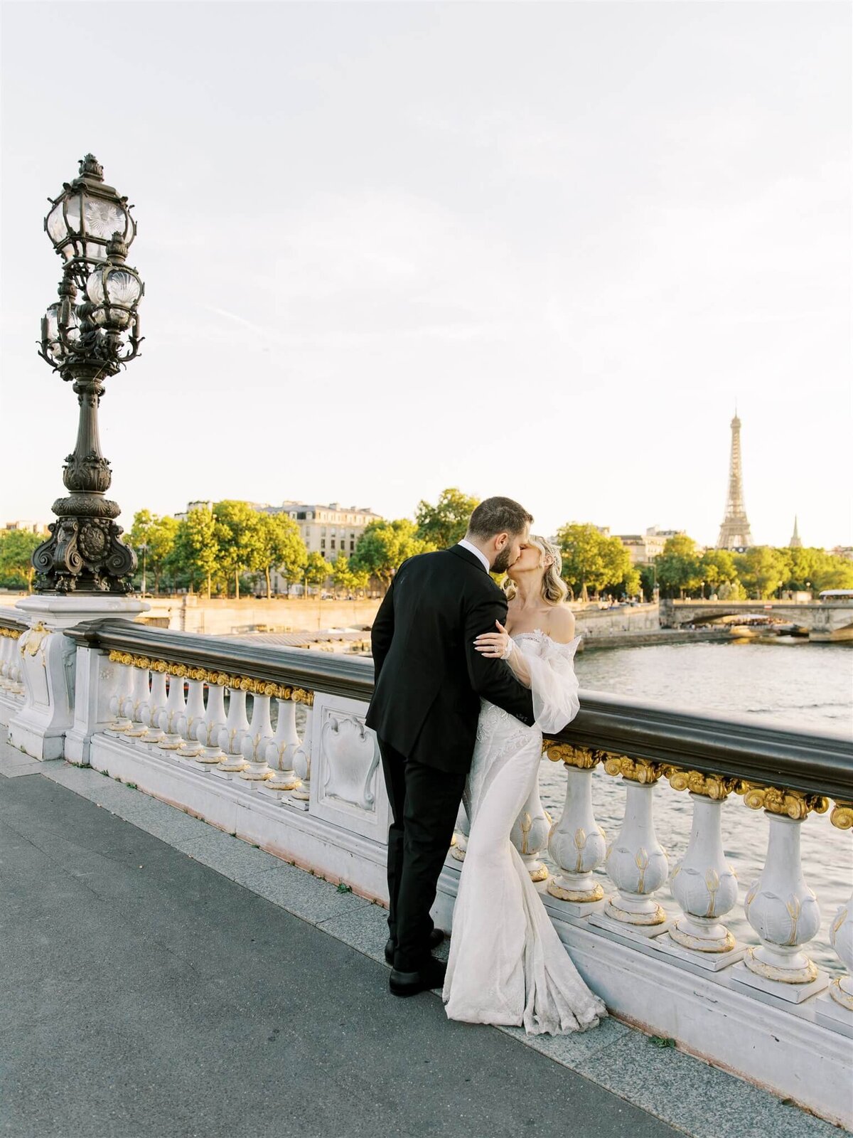 DianeSoteroPhotography_Wedding_StJamesHotel_HotelLeMarois_Paris_France_611