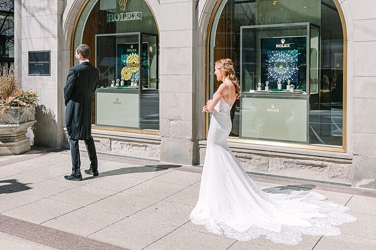 Warwick-hotel-Allerton-Chicago-wedding-photographer_0010