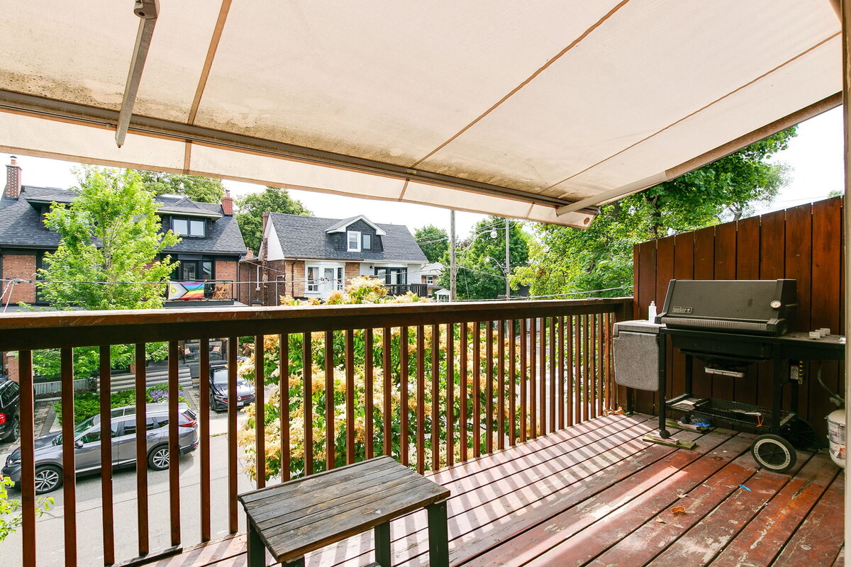 26-web-or-mls-47_001_Balcony