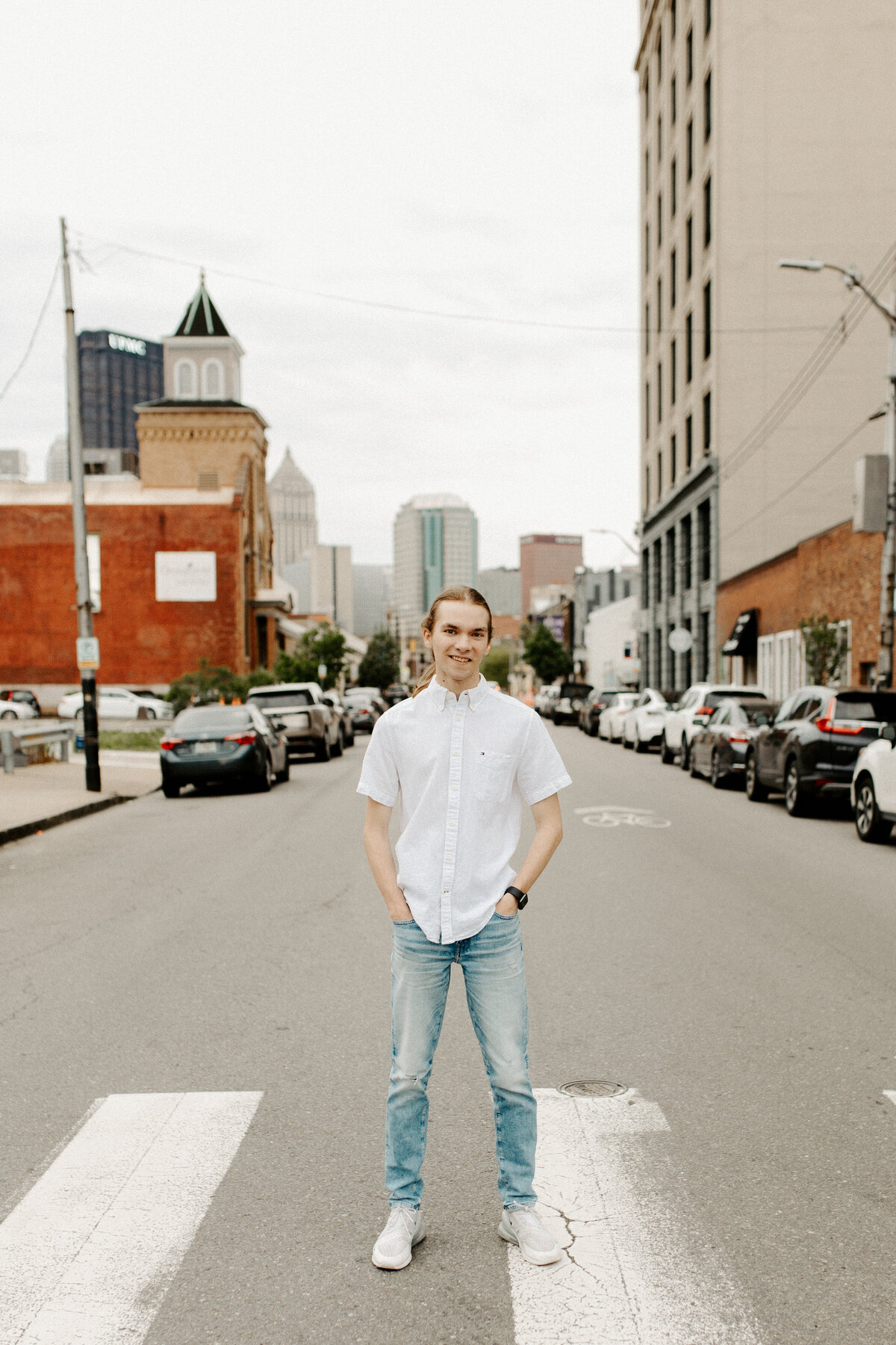 Blissfullybriphotography-pittsburgh-senior-photos-stripdistrict-noah-3