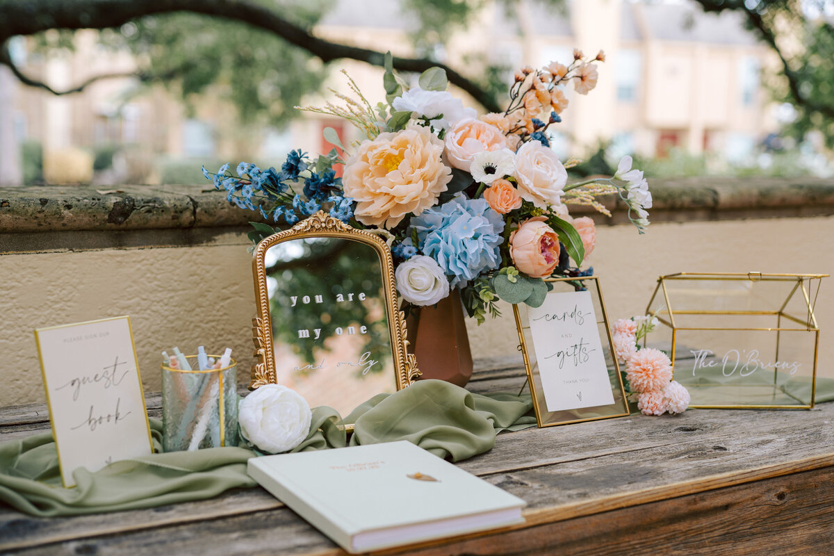 Anna & Matt Classic Wedding Houston, TX_-5