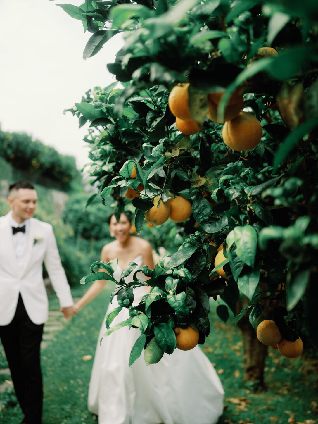 caruso-belmond-hotel-amalfi-coast-ravello-wedding-13-candid-bride-groom-lemon-trees-jenny-fu-studio