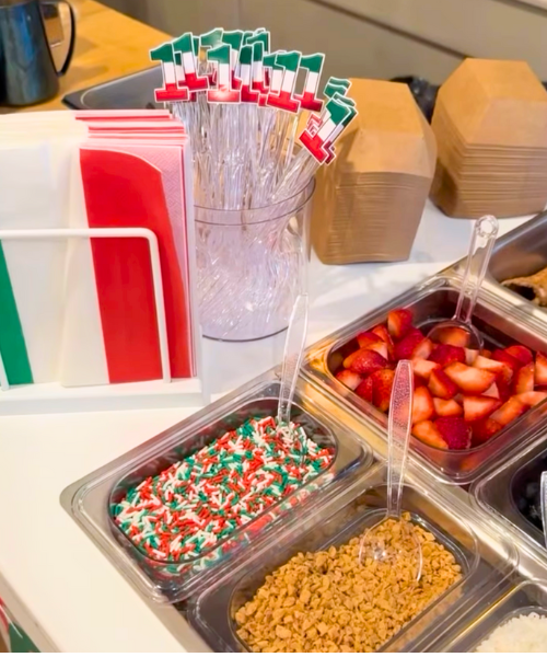 Cannoli snack cart with Italian party details