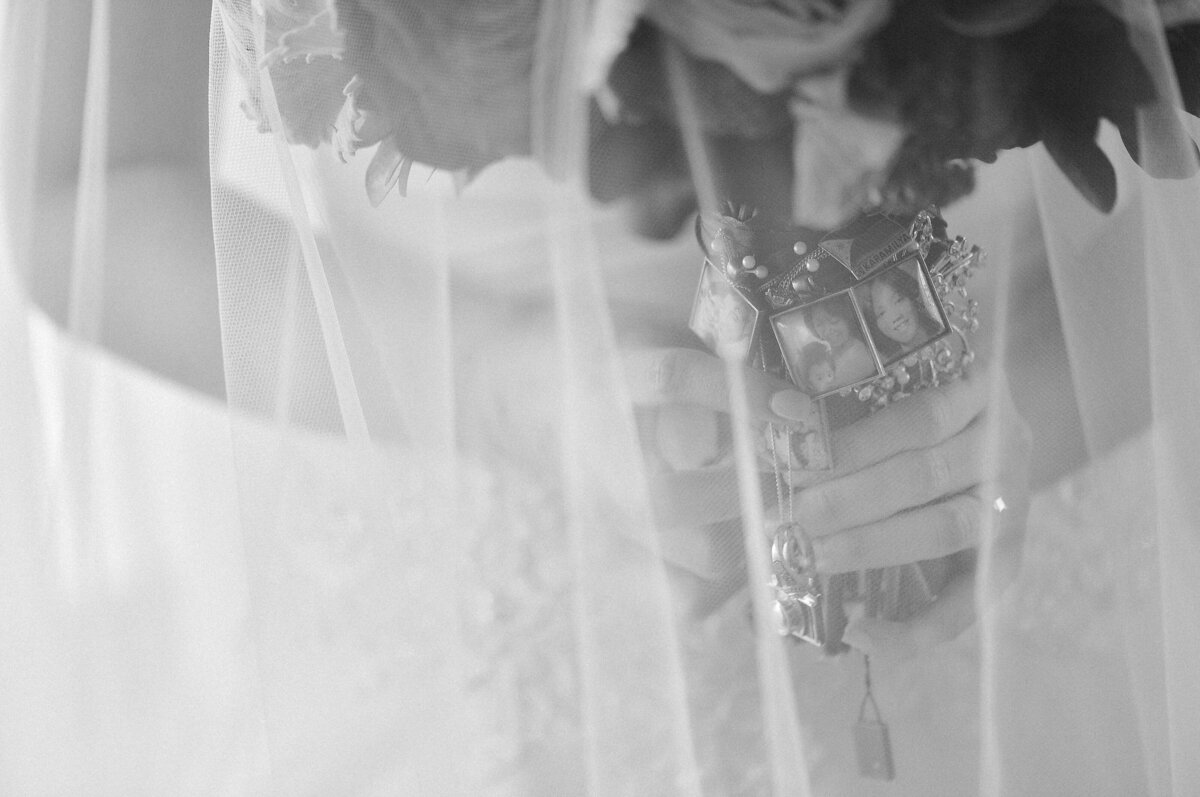 SanFranciscoPhotographer-LykaMakPhotography-wedding-details-5