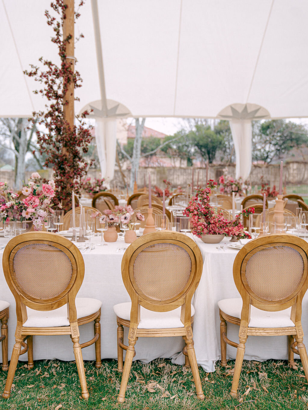 15-philbrook-museum-pink-tented-wedding
