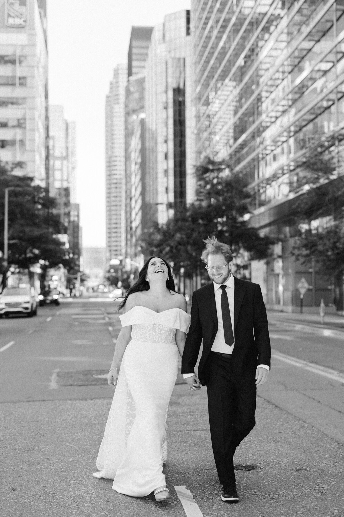 Toronto-Editorial-Wedding-Photographer_Ricardas-Restaurant-Wedding035