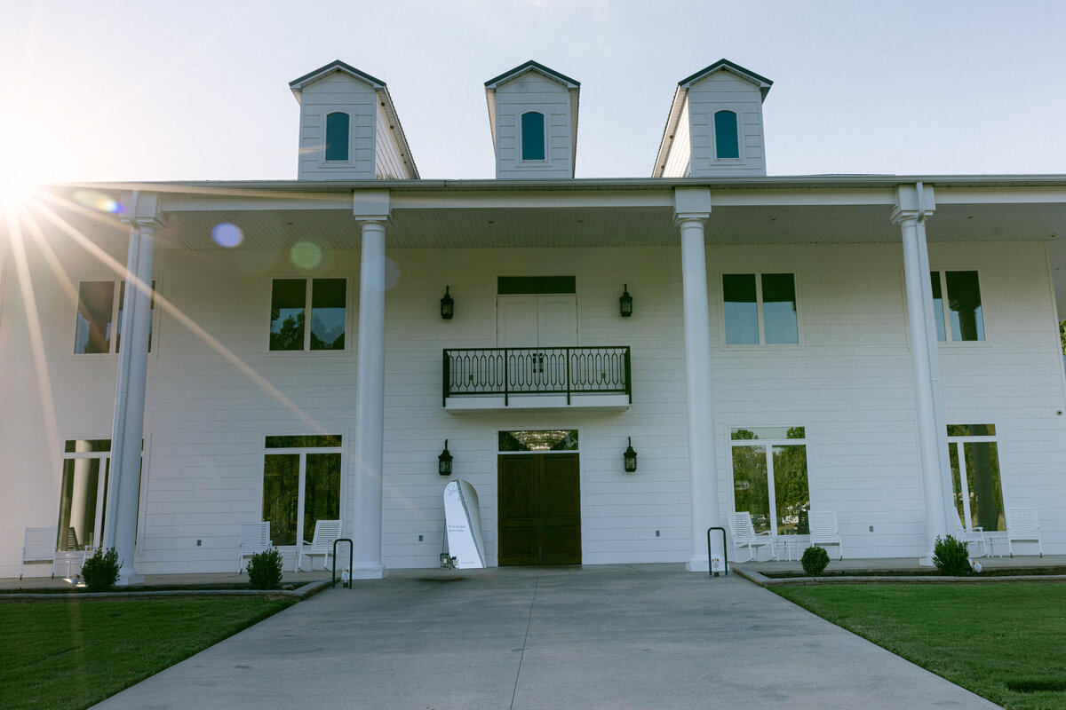 A wedding photo of the wedding venue Legacy Acres in Conway Arkansas