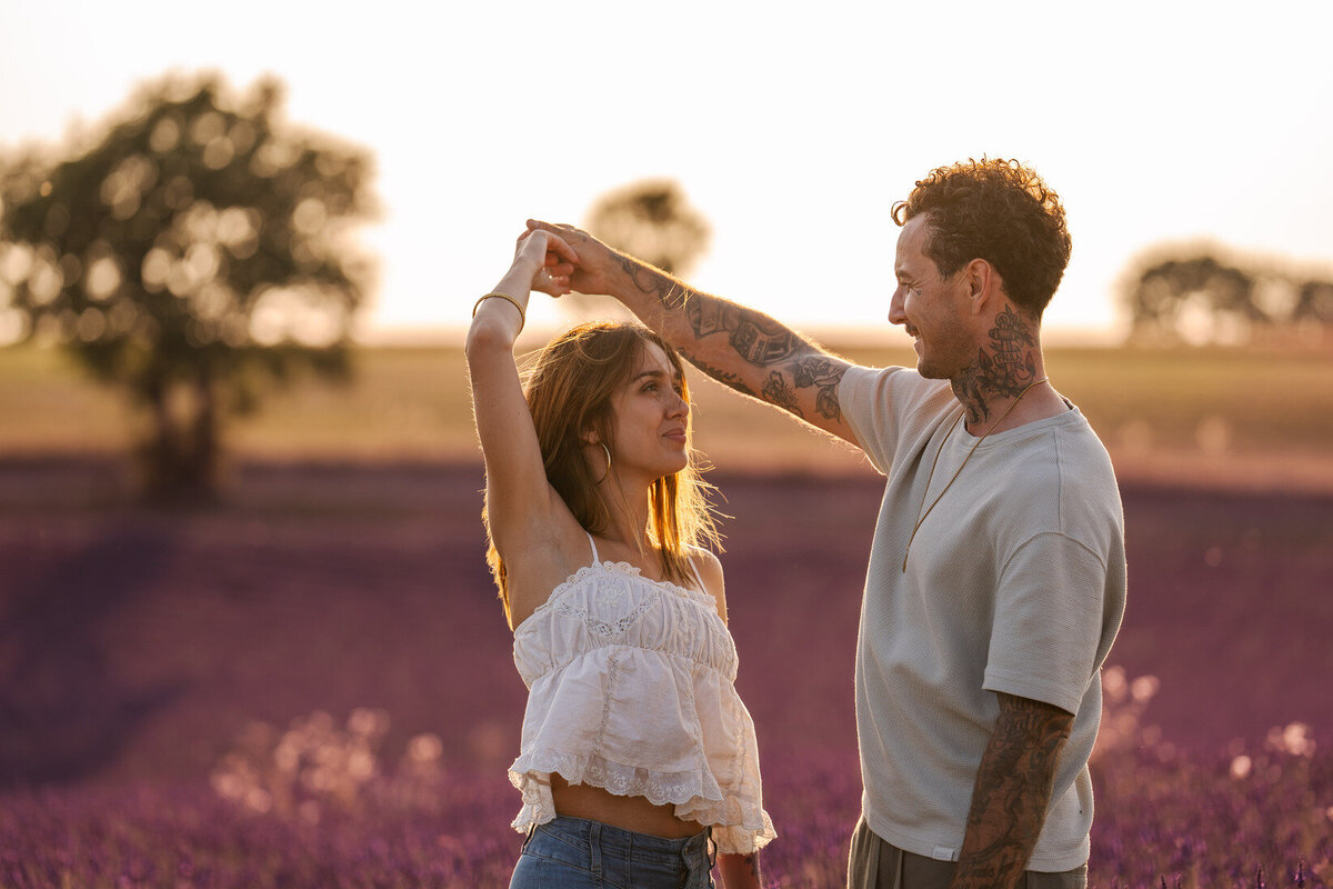 shooting-lavande-provence-couple-famille63