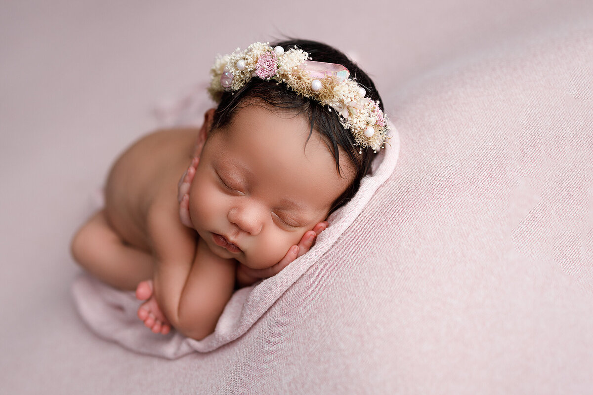 McDonough newborn photographer, Atlanta Newborn Photographer, Fayetteville newborn Photographer, Peachtree city newborn photographer, Hampton ga newborn photographer, marietta ga newborn photographer