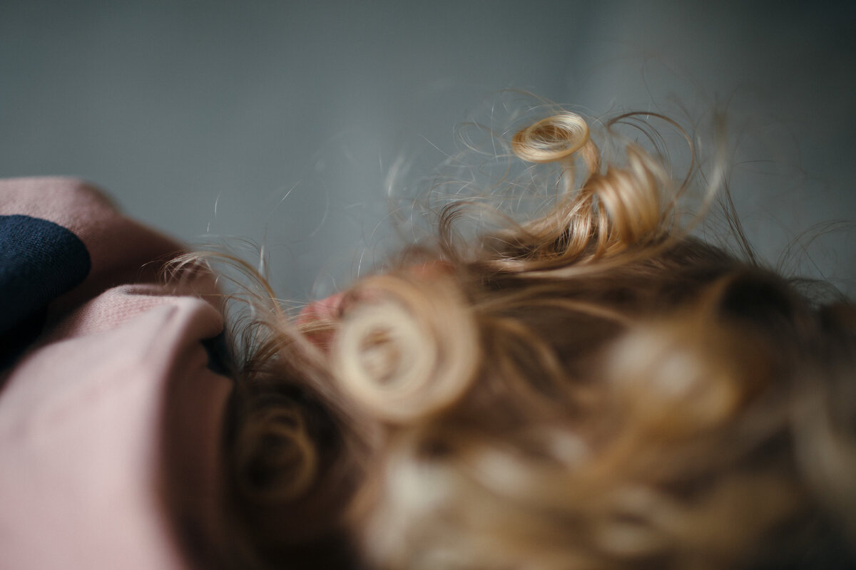 Toddler curls low depth of filed