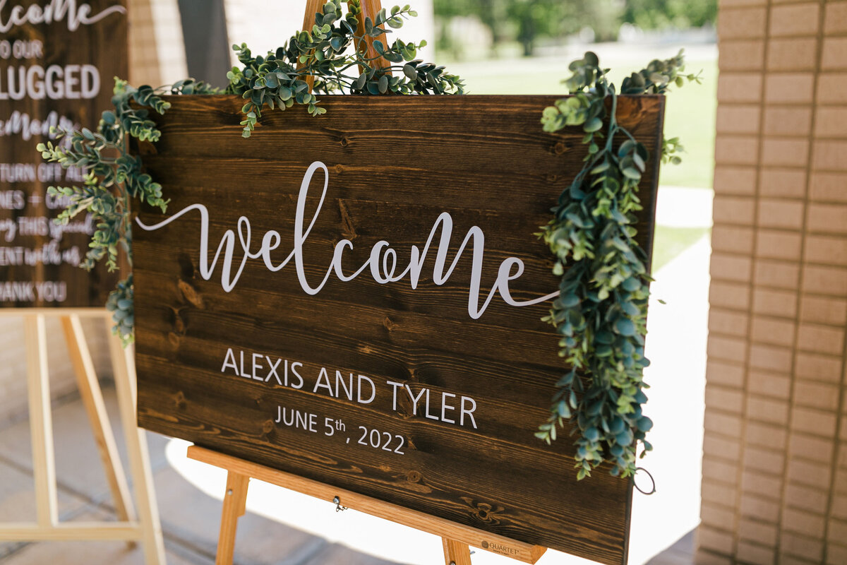 AlexisAndTylersWedding-334
