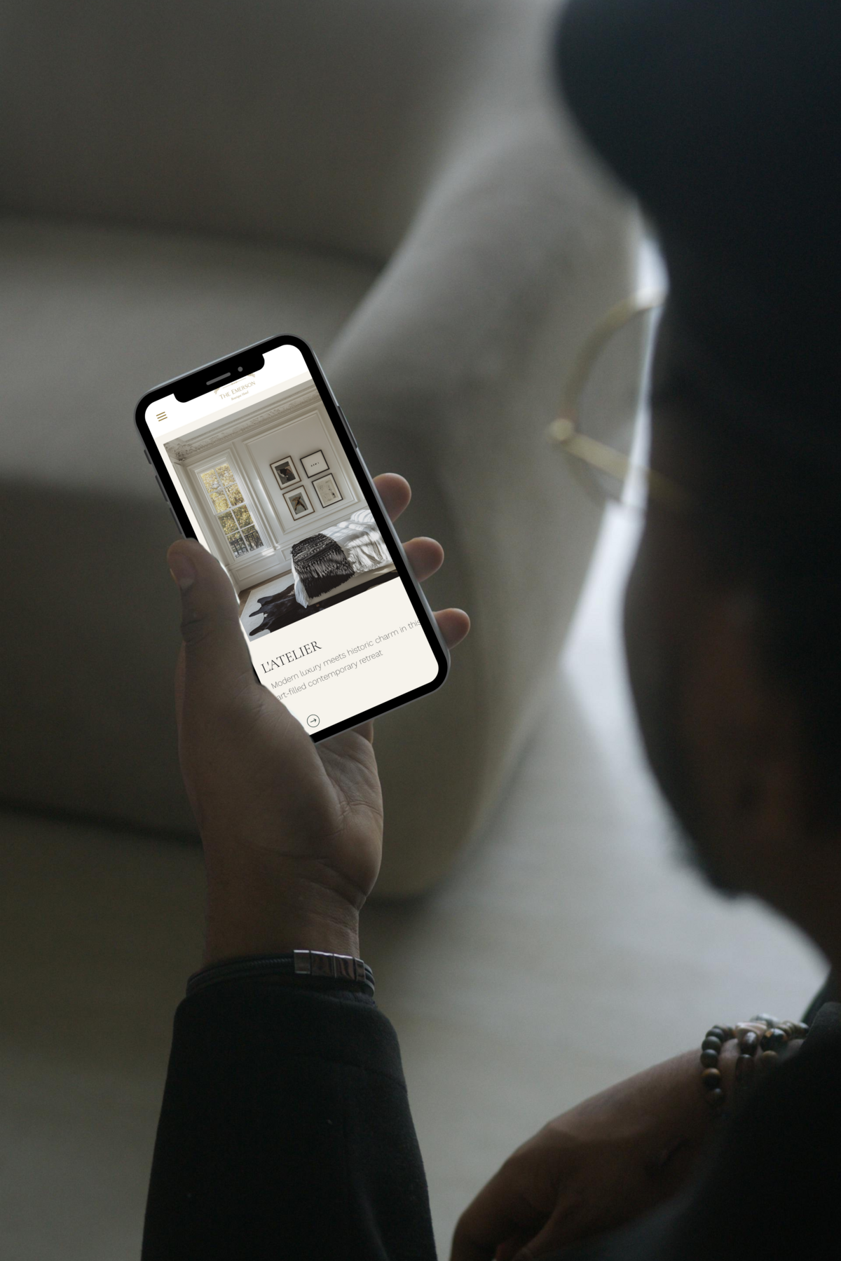 A visually rich portfolio website for an interior designer—blending brand storytelling with an intuitive layout to engage and convert high-end clientele