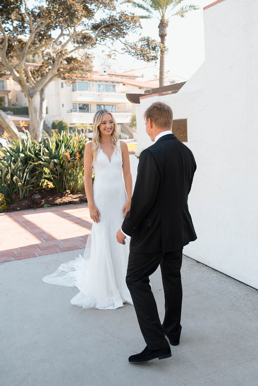 pretty-palm-leaf-event-co-morgan-and-alex-wedding-at-ole-hanson-2