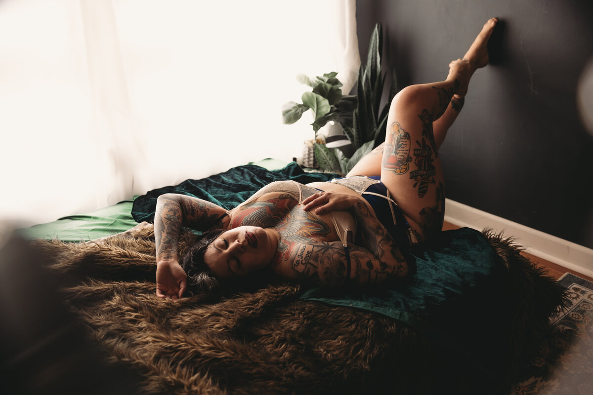 boudoir photography, boudoir photography near me, boudoir photographer, boudoir photo shoot, boudoir photos, boudoir shoot, boudoir photography Sacramento