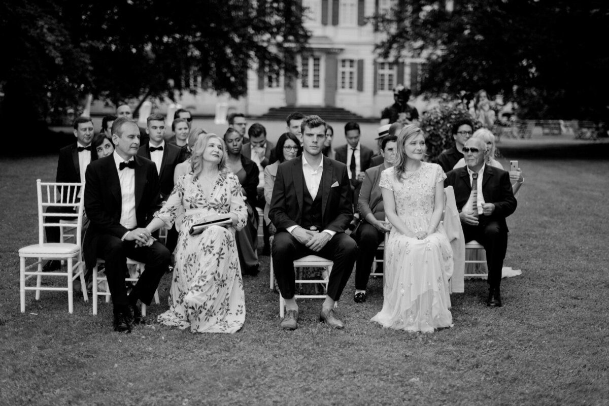 095_Fine_Art_Luxury_Wedding_Photographer_Munich (95 von 300)_A luxury wedding photographer for elegant and stylish couples in Munich. Discover the work of fine art wedding photographer Flora and Grace