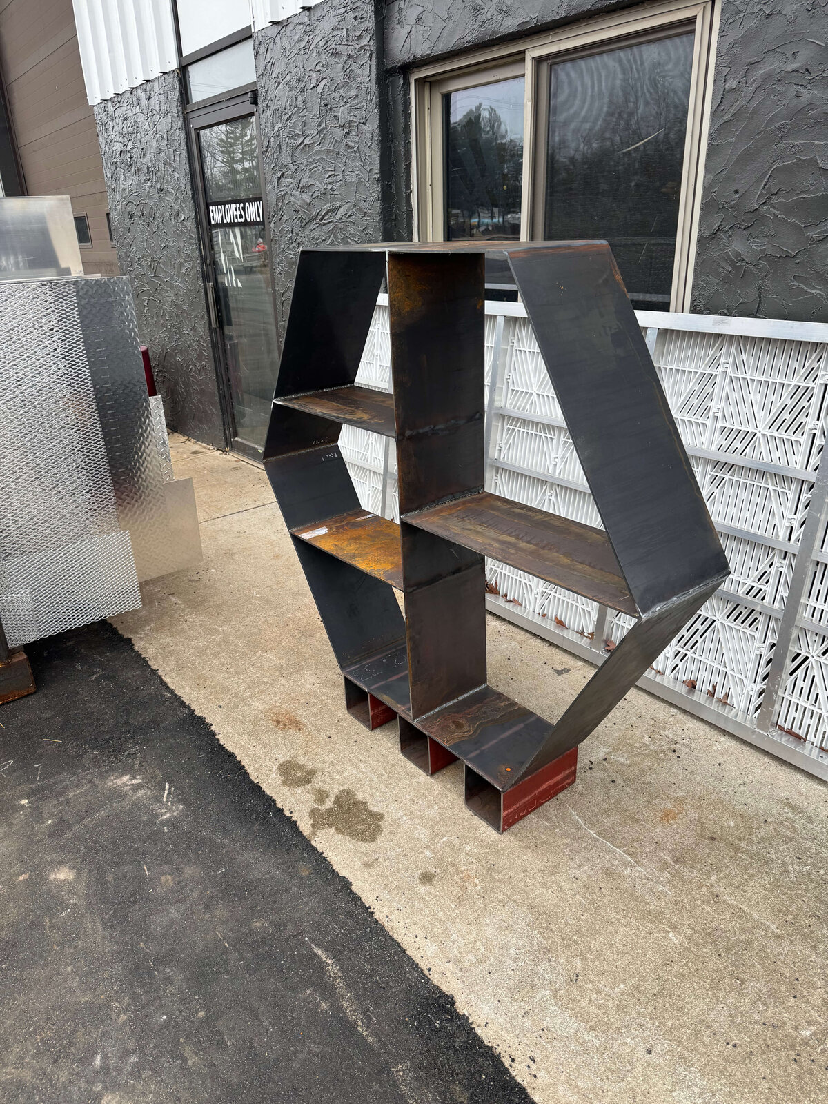 Corten Hexagon Wood Holder(1)