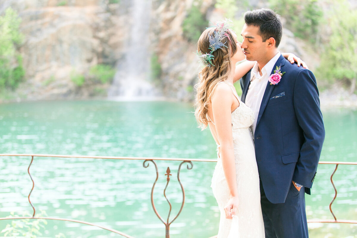 hawaii-wedding-destination-photos-claire-and-diego-featured56