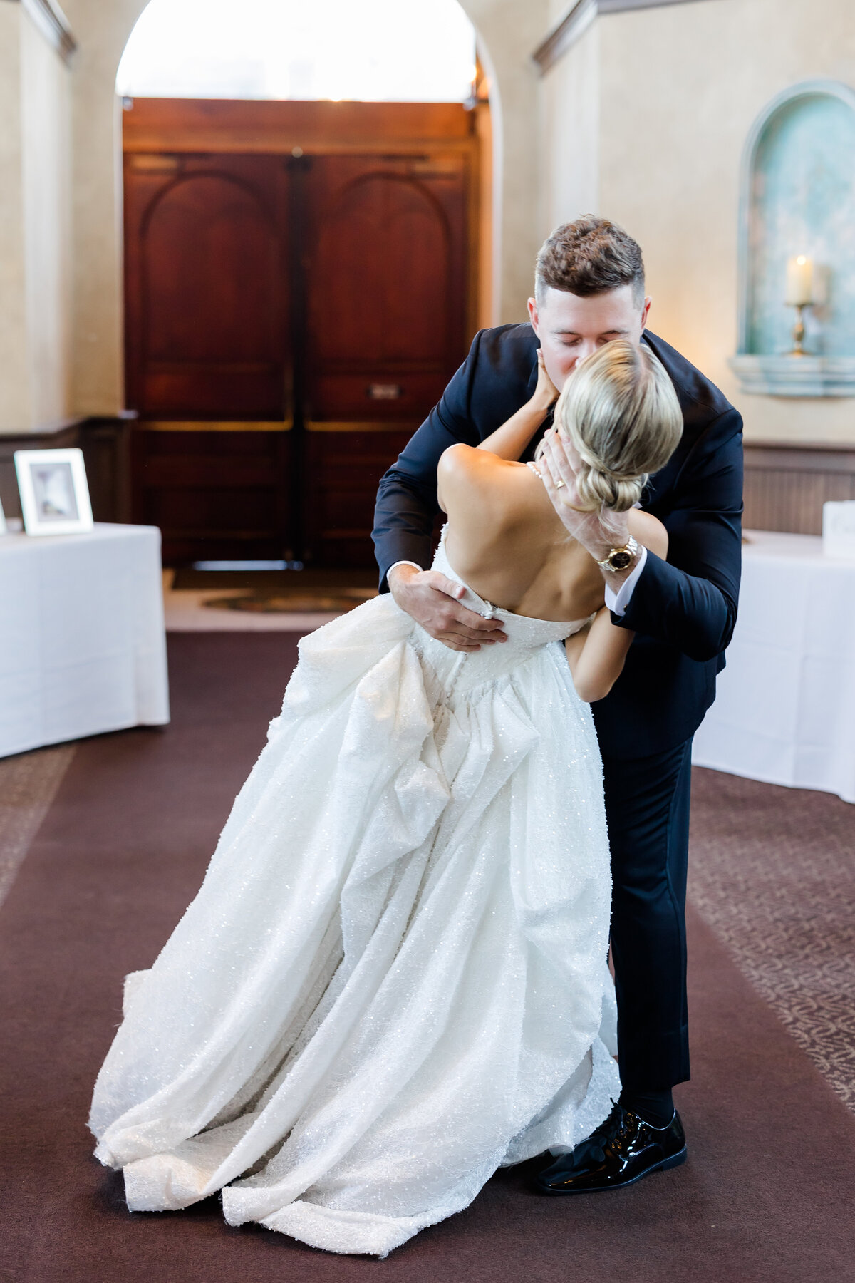 kasia-sickau-wedding-photographer-grace-alex-monastery-event-center-cincinnati-ohio1N1A2743