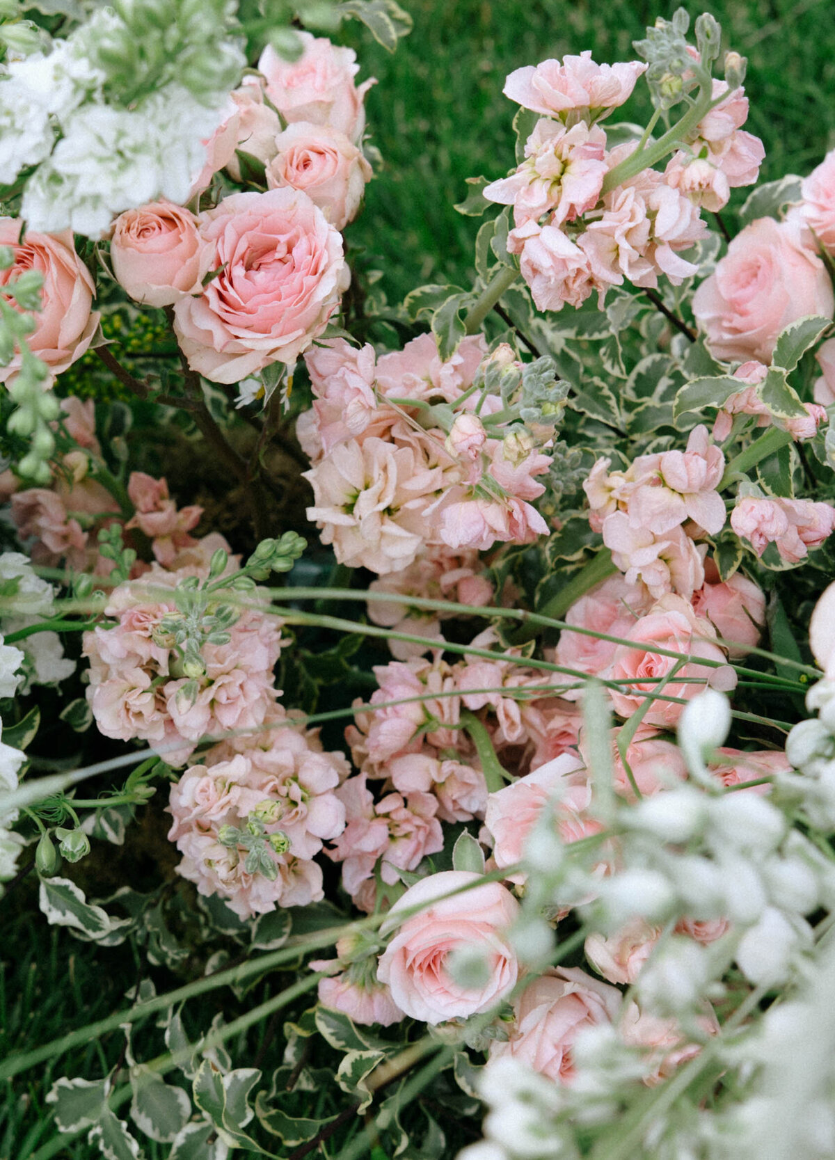 stone-crossing-boise-idaho-elegant-spring-wedding-2