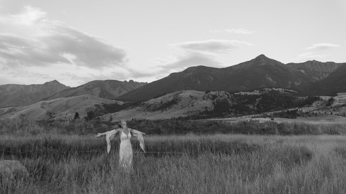 maddie-nick-copper-rose-ranch-livingston-wedding-montana-taylor-petty-photo-5325