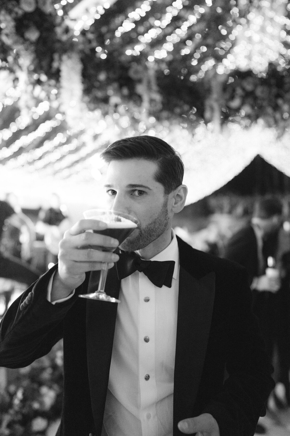 65_espresso-martini-groom