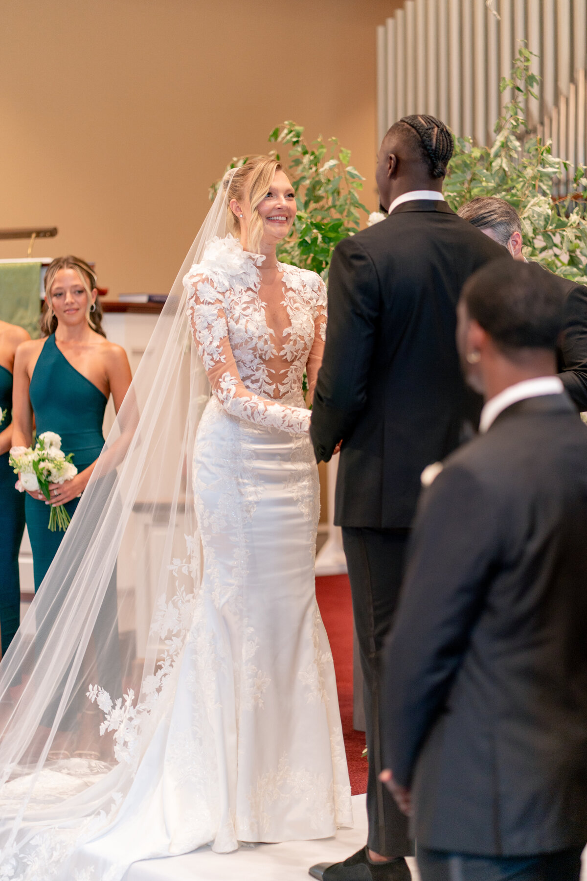 Savannah-Jamey-Country-Club-Buffalo-Summer-Wedding-17