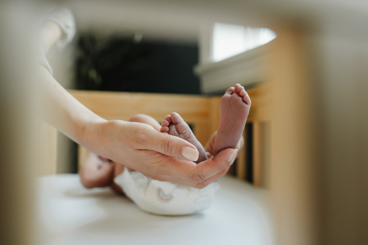 Portland-Oregon-Newborn-Photos-in-home-lgbtq-107