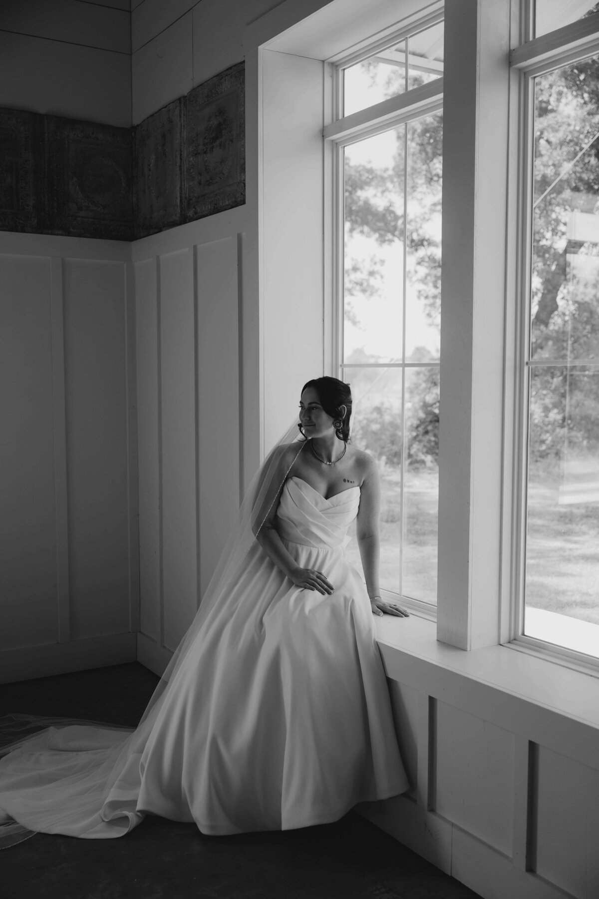 texas, New Mexico, bride in window