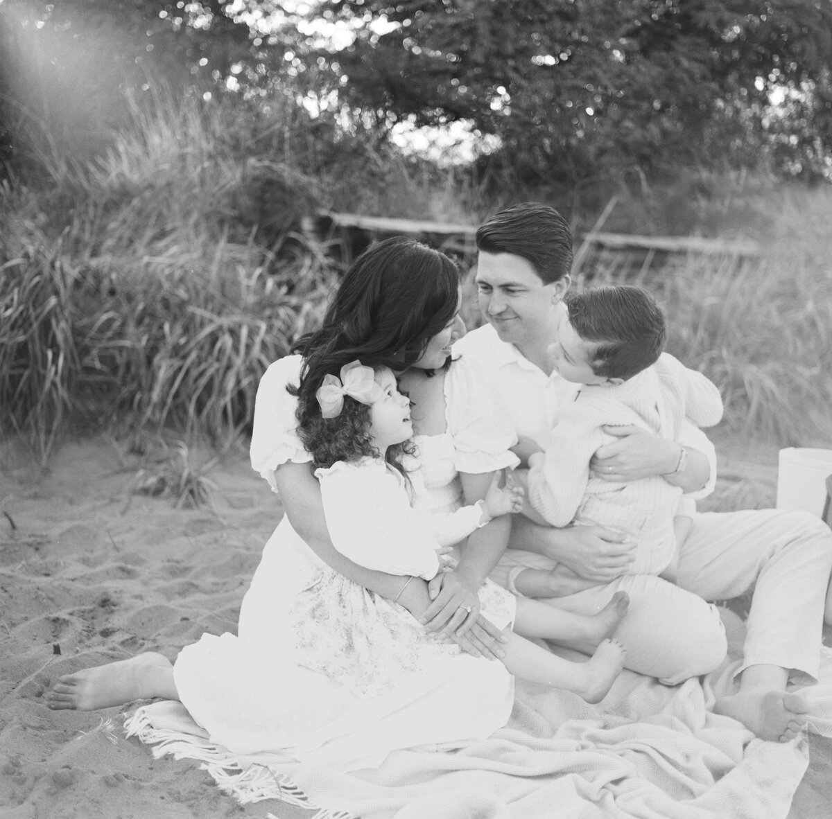 Family-Photos-Seattle-bw-Film
