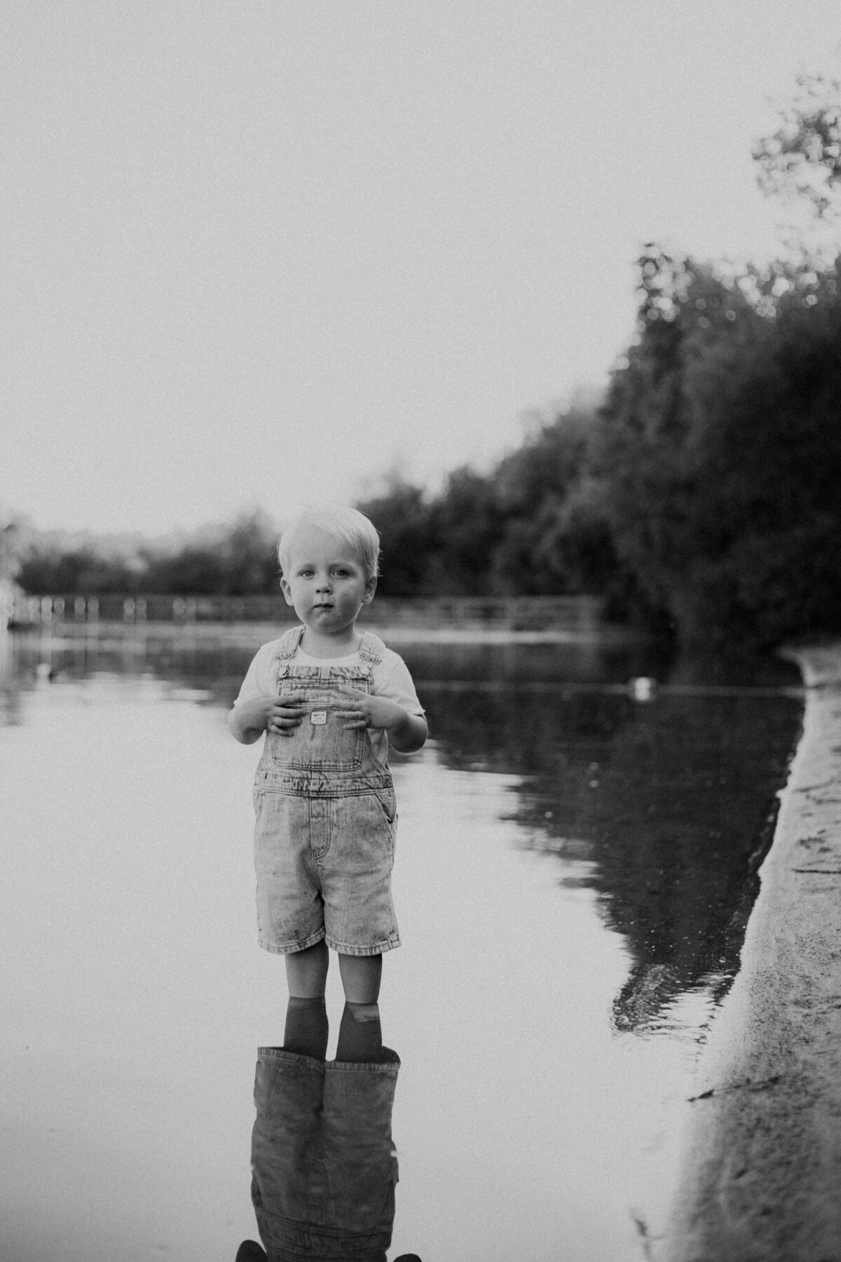 ATKINSON_FAMILY_2023_B&W-4462