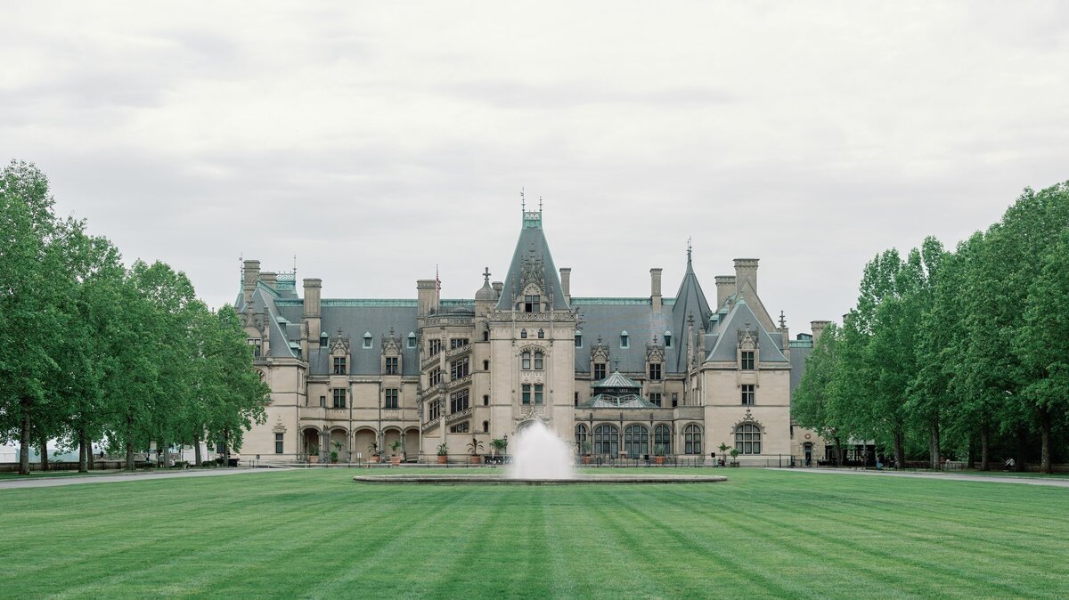 biltmore-estate-engagement-session-the-hancocks_12806
