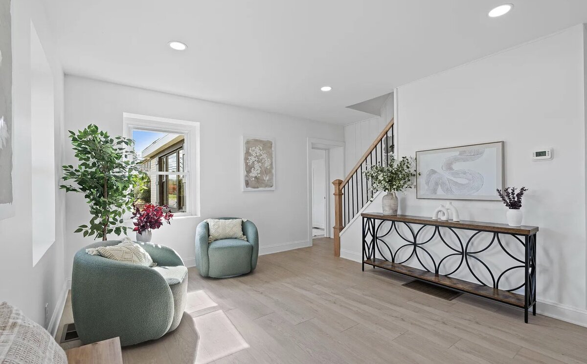 Kelly DeTommaso Elegant Transitions Vacant Home Staging Colmar PA Living Room 3