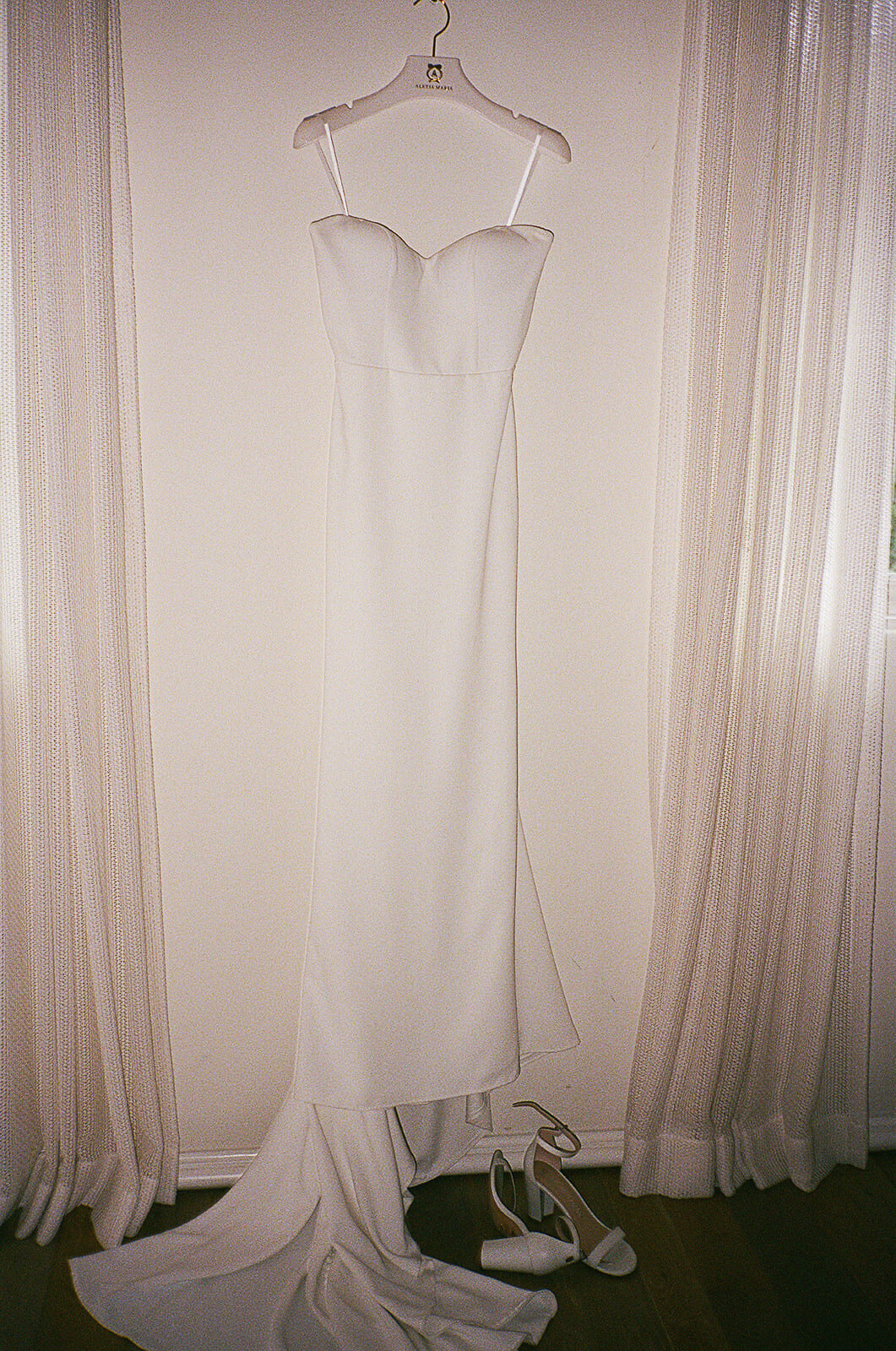 35mmweddingfilm_sandiegoweddingphotographer_lainatortoriciphoto-2