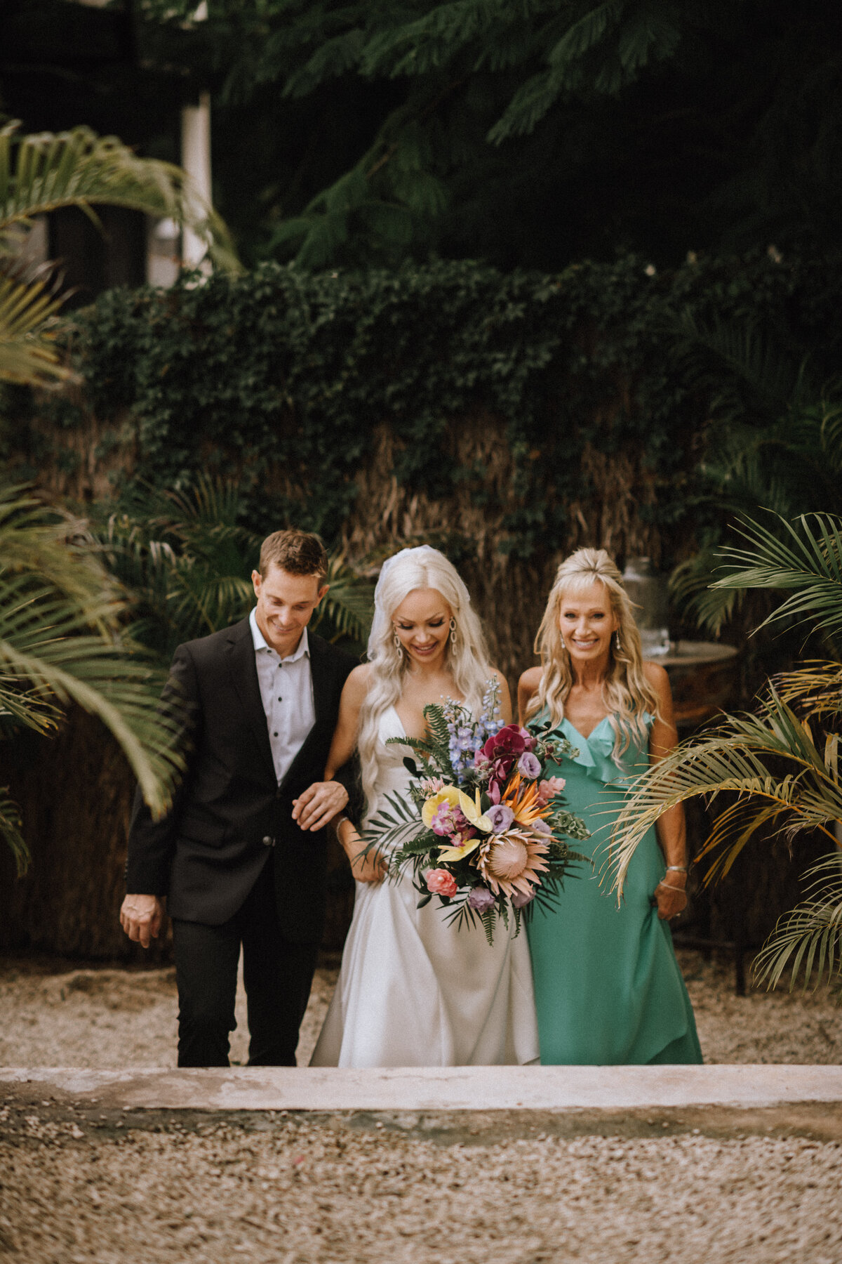 Ambar + Alejandro with Tulum Wedding Photos-01-1041